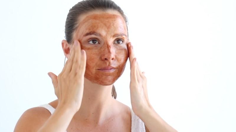 2020-COCOA-EXFOLIATOR-UNBOXED-short.jpg
