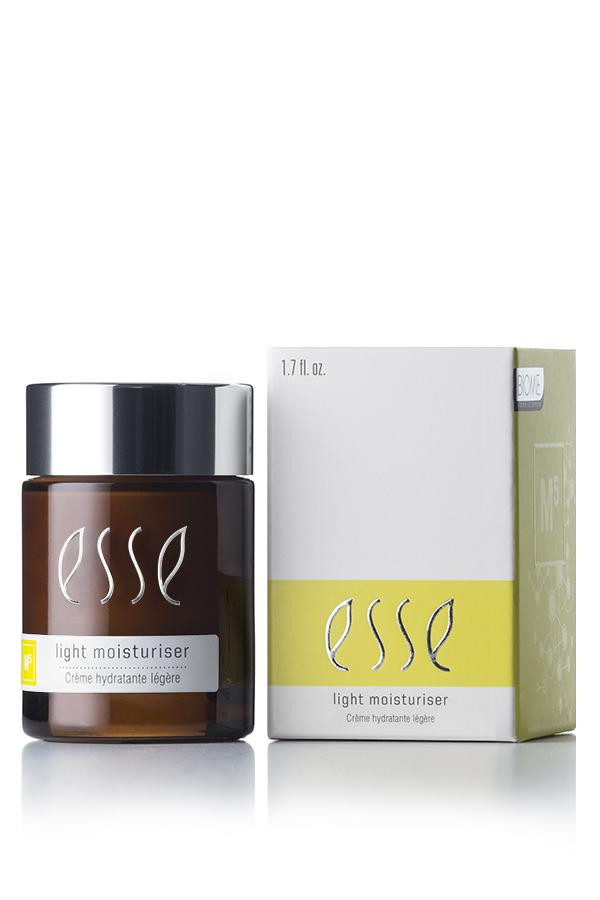 LIGHT_MOISTURISER_IMG_2937.jpg