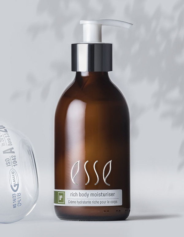 RICH_BODY_MOISTURISER_200ML_LAYERS-1